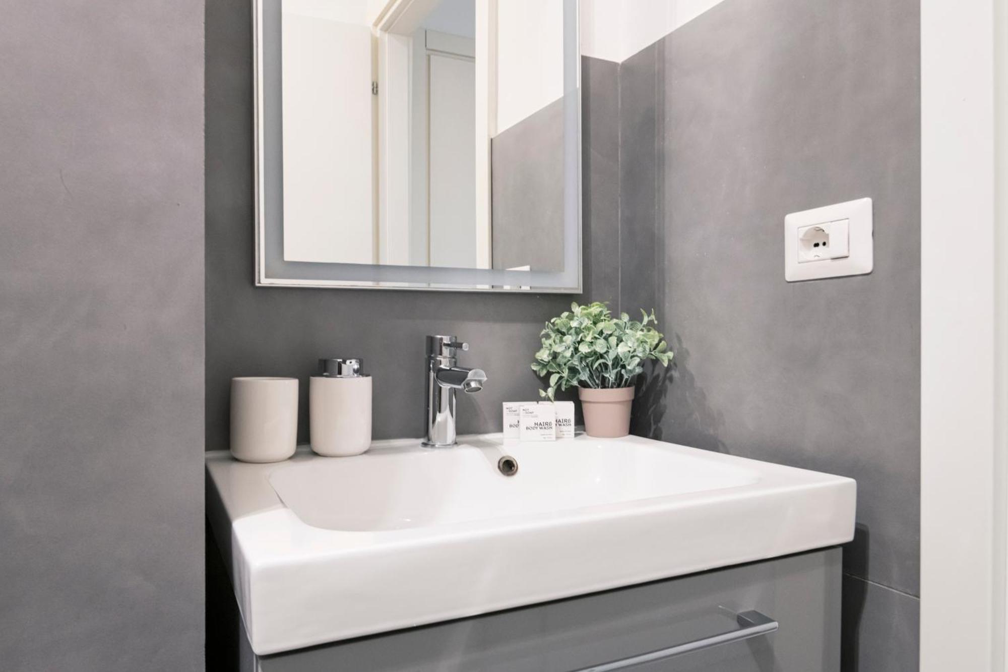 Beautiful Flat Fully Furnished In P.Ta Romana Milano Ngoại thất bức ảnh